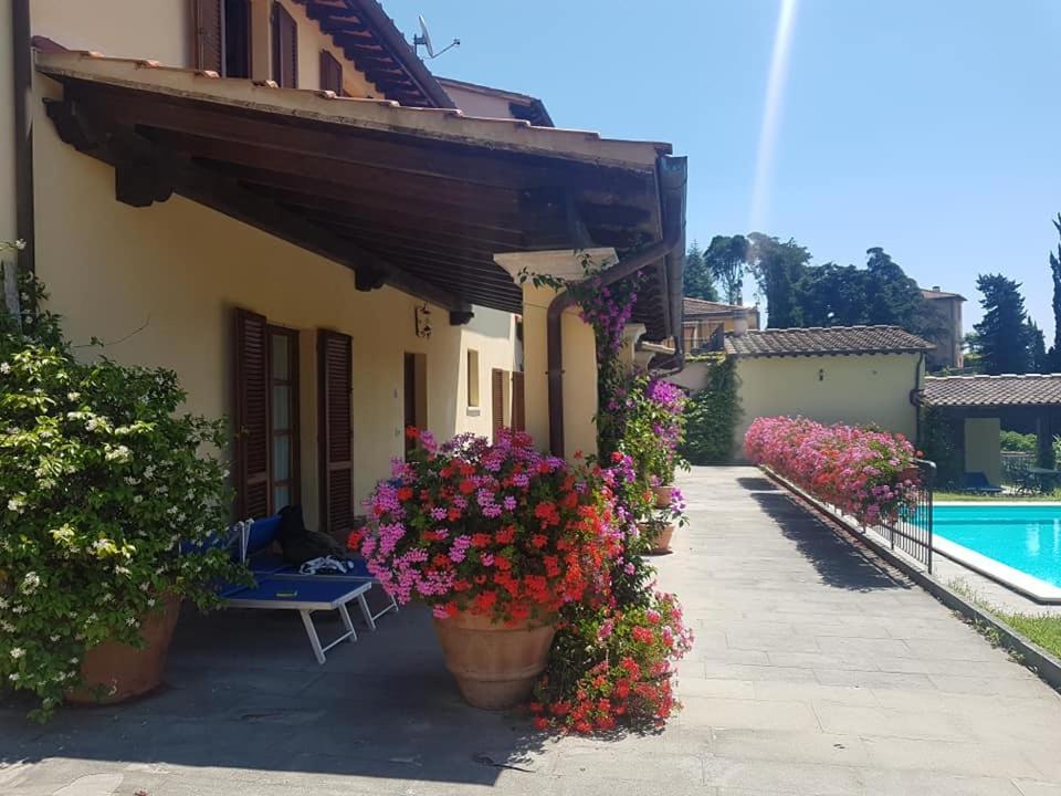 Residence Il Vigneto Lari Exterior foto
